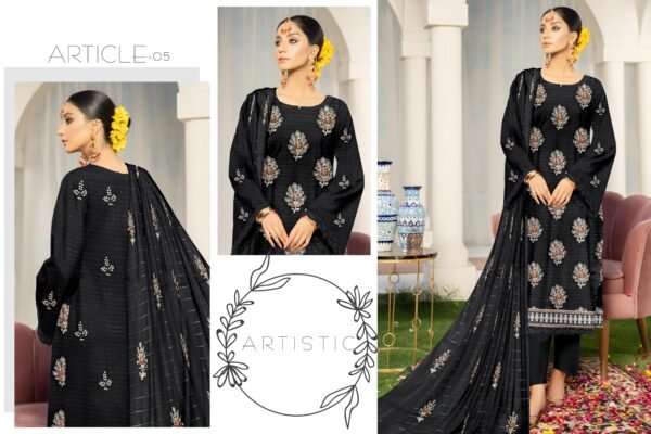 3 PIECE – EMBROIDERED LAWN SUIT